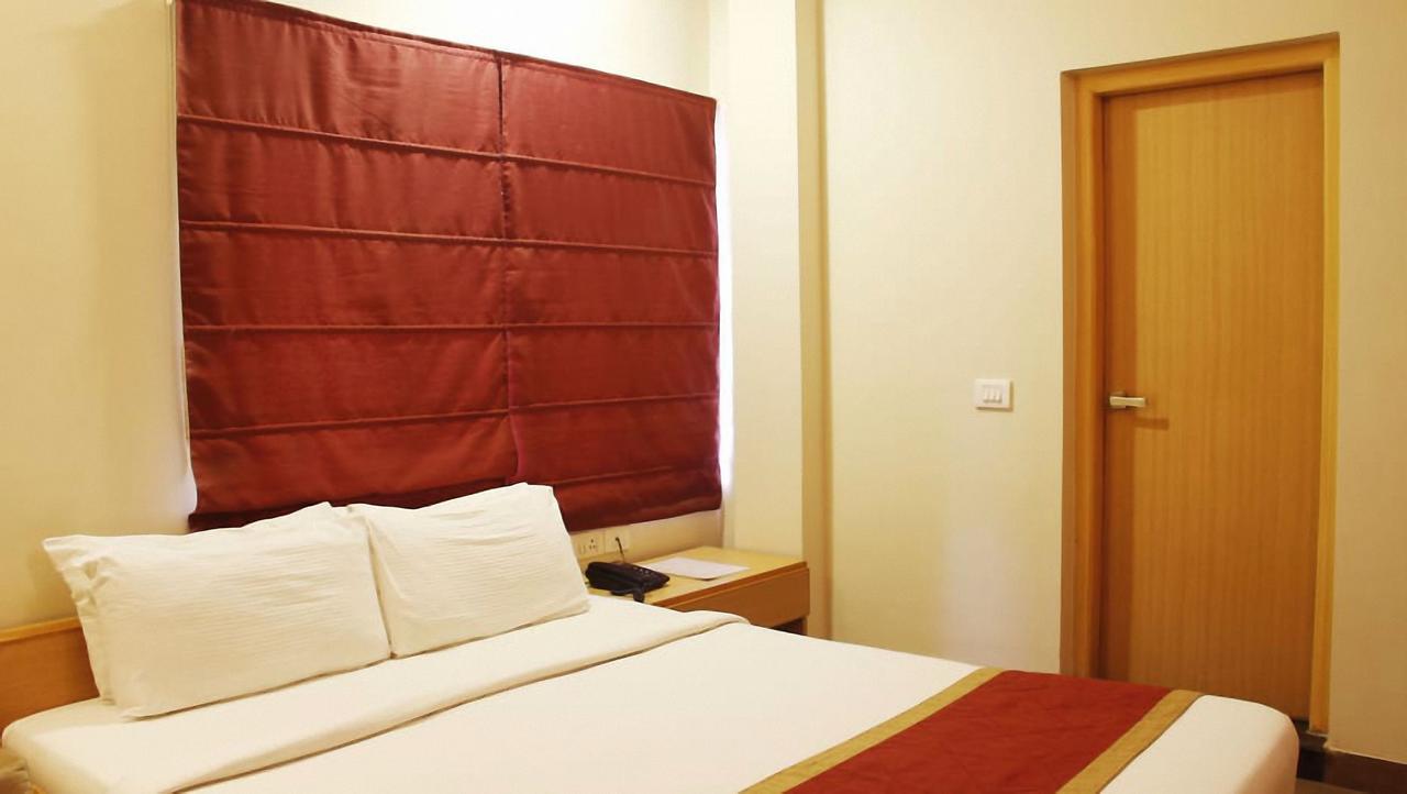 Classic Luxury Service Apartments Visakhapatnam Buitenkant foto